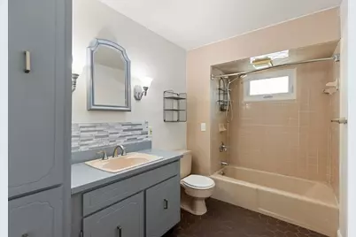 22 Clyde St, Somerville, MA 02144 - Photo 18