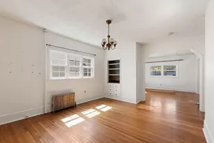 22 Clyde St, Somerville, MA 02144 - Photo 8