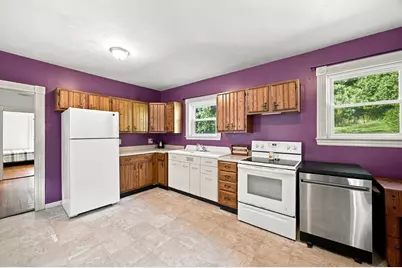 116 Richardson St, Warren, MA 01083 - Photo 4