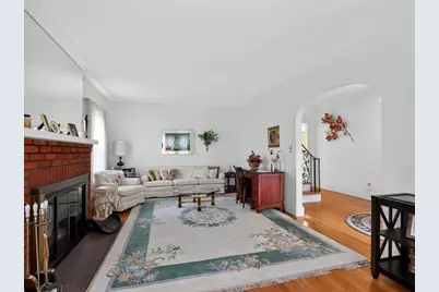 24 Lindbergh Ave, Holyoke, MA 01040 - Photo 26
