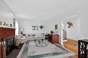 24 Lindbergh Ave, Holyoke, MA 01040 - Photo 26