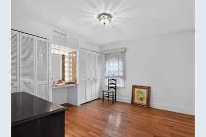 24 Lindbergh Ave, Holyoke, MA 01040 - Photo 18