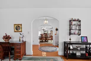 24 Lindbergh Ave, Holyoke, MA 01040 - Photo 24