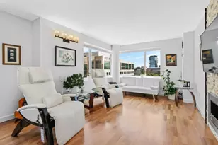 8 Museum Way, Cambridge, MA 02141 - Photo 2
