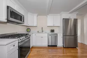 19 Butler Ave, Wakefield, MA 01880 - Photo 8