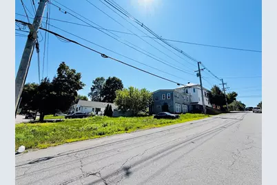 719 Main St, Clinton, MA 01510 - Photo 4