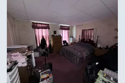 719 Main St, Clinton, MA 01510 - Photo 16
