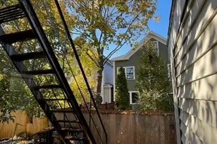 25 Andrew St, Cambridge, MA 02139 - Photo 10