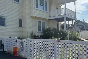253 Humphrey St, Marblehead, MA 01945 - Photo 2