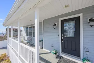 138 Sprague St, Fall River, MA 02724 - Photo 4