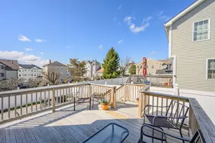 138 Sprague St, Fall River, MA 02724 - Photo 8