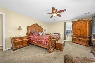 138 Sprague St, Fall River, MA 02724 - Photo 20