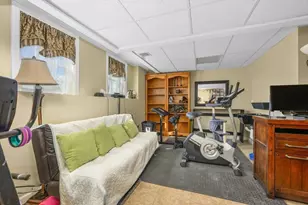 138 Sprague St, Fall River, MA 02724 - Photo 24