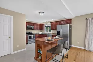 34 1/2 Briggs St, Taunton, MA 02780 - Photo 10