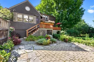 257 Centre St, Danvers, MA 01923 - Photo 2