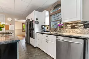 257 Centre St, Danvers, MA 01923 - Photo 12