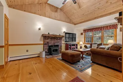 17 June Street, Pepperell, MA 01463 - Photo 2