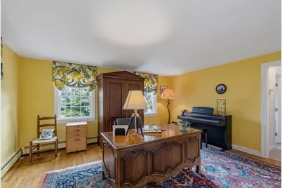 27 Church Ln, Burlington, MA 01803 - Photo 8