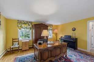 27 Church Ln, Burlington, MA 01803 - Photo 8