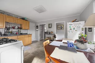 250 Tremont St, Melrose, MA 02176 - Photo 24