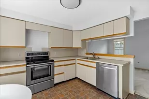56 Floret Cir, Hingham, MA 02043 - Photo 4