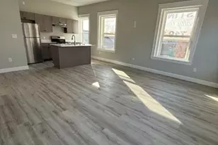 566 Main St, Shrewsbury, MA 01545 - Photo 2