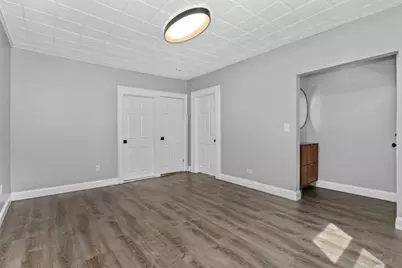 112 Hampshire St, Lowell, MA 01850 - Photo 12