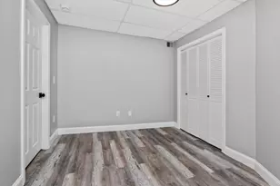 112 Hampshire St, Lowell, MA 01850 - Photo 16
