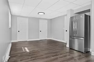 112 Hampshire St, Lowell, MA 01850 - Photo 8