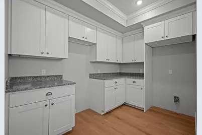 635 Old Post Road #109, Sharon, MA 02067 - Photo 10