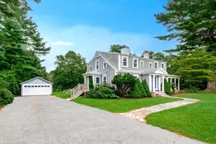 334 High St, Hanson, MA 02341 - Photo 2
