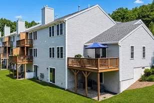 28 Mountain Laurel Ln, Fitchburg, MA 01420 - Photo 6