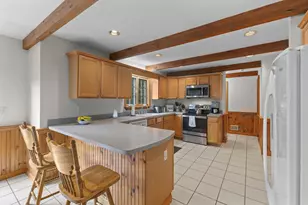 10 Shirley St, Pepperell, MA 01463 - Photo 16
