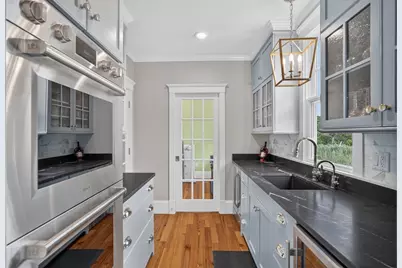 129 Racing Beach Ave, Falmouth, MA 02540 - Photo 10