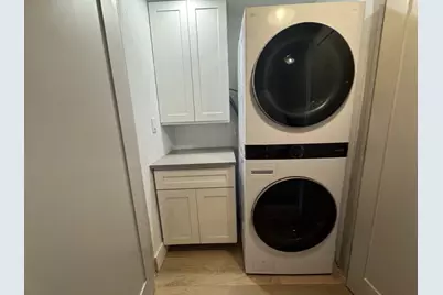 122 West Seventh St #E, Boston, MA 02127 - Photo 30