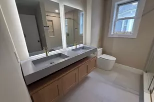 122 W Seventh St, Boston, MA 02127 - Photo 14