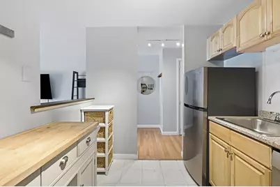 180 Mountain Ave #12, Malden, MA 02148 - Photo 4