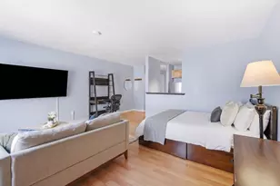 180 Mountain Ave, Malden, MA 02148 - Photo 8