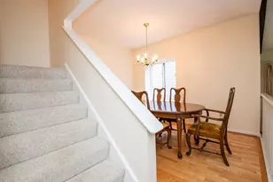 401 Colonial Dr, Ipswich, MA 01938 - Photo 10