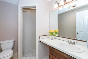 401 Colonial Dr, Ipswich, MA 01938 - Photo 20