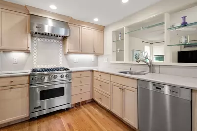 7 Grantland Rd, Wellesley, MA 02481 - Photo 14