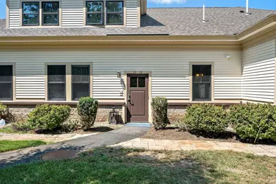 599 Washington St #12, Pembroke, MA 02359 - Photo 1