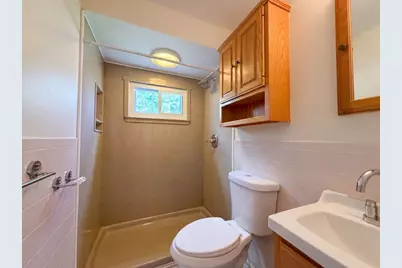 17 Monarch St, Lowell, MA 01854 - Photo 8