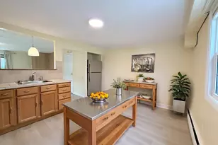 31 Trudy, Brockton, MA 02301 - Photo 4