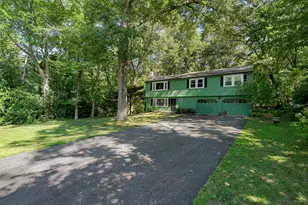 8 Dana Rd, Bedford, MA 01730 - Photo 2