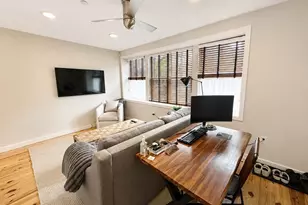 136 Arlington St, Boston, MA 02116 - Photo 2