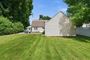 34 Harwich Rd, West Springfield, MA 01089 - Photo 36