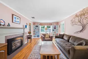 34 Harwich Rd, West Springfield, MA 01089 - Photo 4