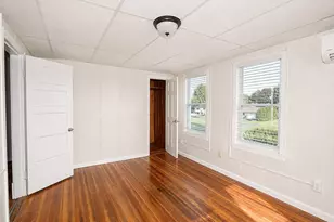 8 Trafton St, Chicopee, MA 01013 - Photo 28