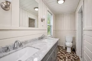 8 Trafton St, Chicopee, MA 01013 - Photo 18